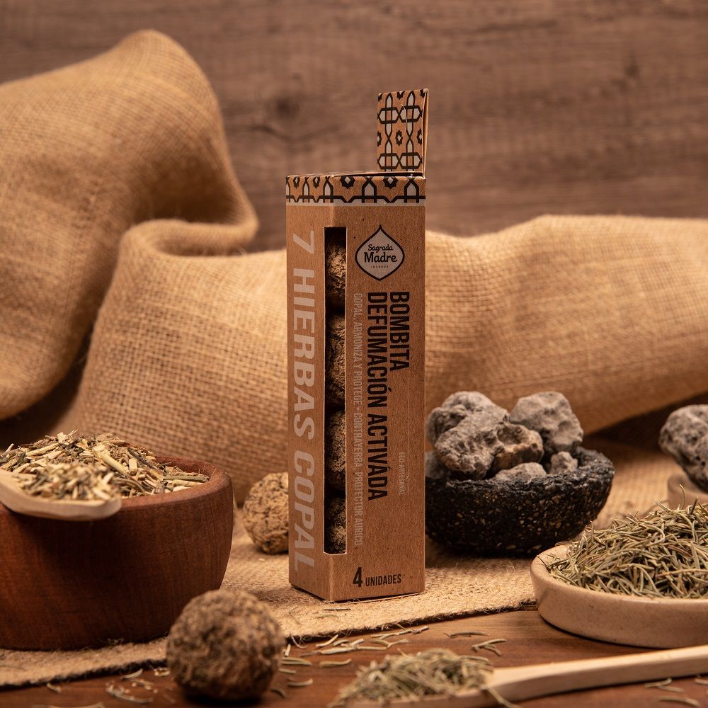 Bombita de Defumación Activada Copal y 6 Hierbas Sagrada Madre – Purificación y Protección Energética