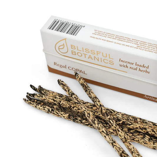 🔮 Incienso Natural de Copal Real – Blissful Botanics 🌿✨